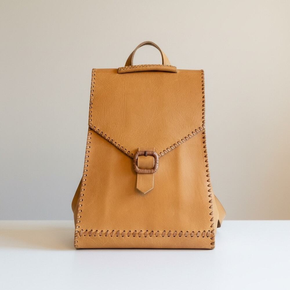 Handcrafted Tan Leather Backpack / Crossbody – Vintage Boho